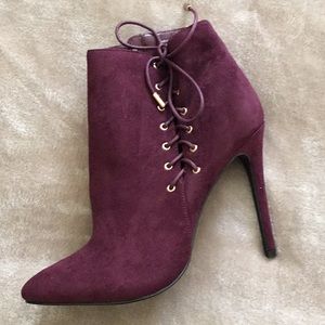 Ankle boots booties burgundy 10